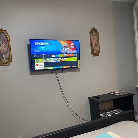 Cozy Getaway Room Newark Bagian luar foto